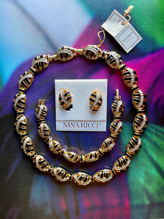 Vintage Nina Ricci Signed Gold Plated Black Enamel Necklace Jewelry Set